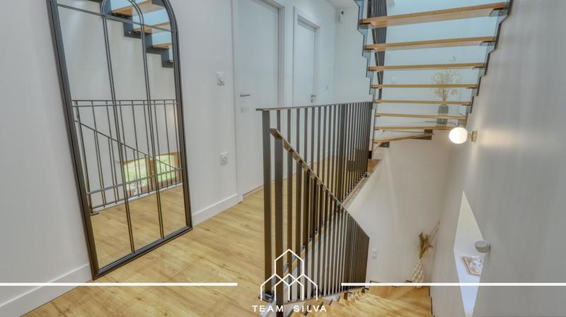 Maison - 140 m² - 5 pièces