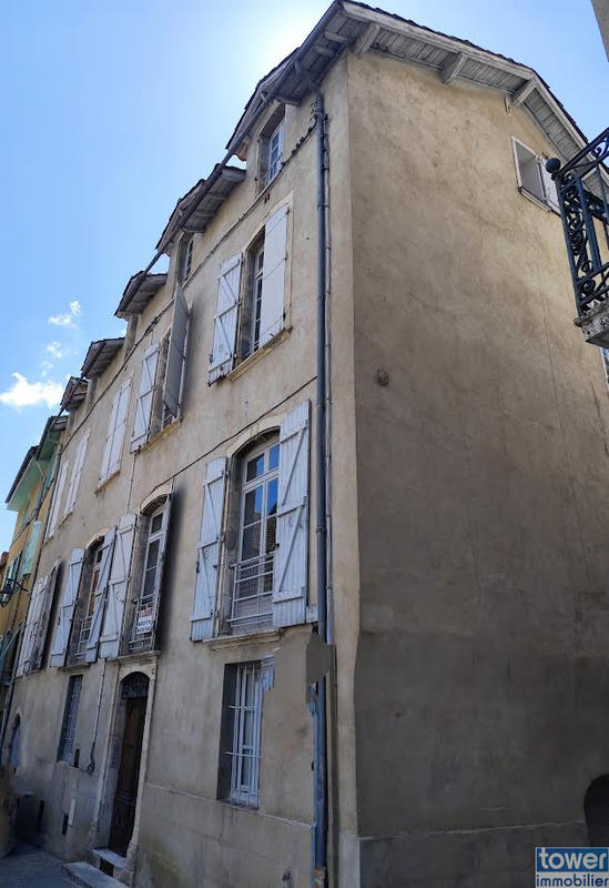 Maison - 294 m² - 12 pièces