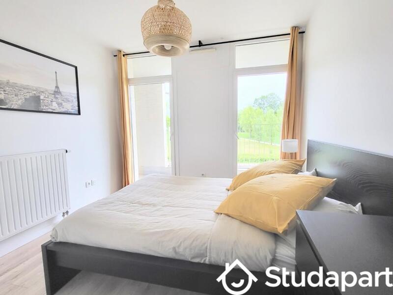 Chambre - 9 m² - 1 pièce