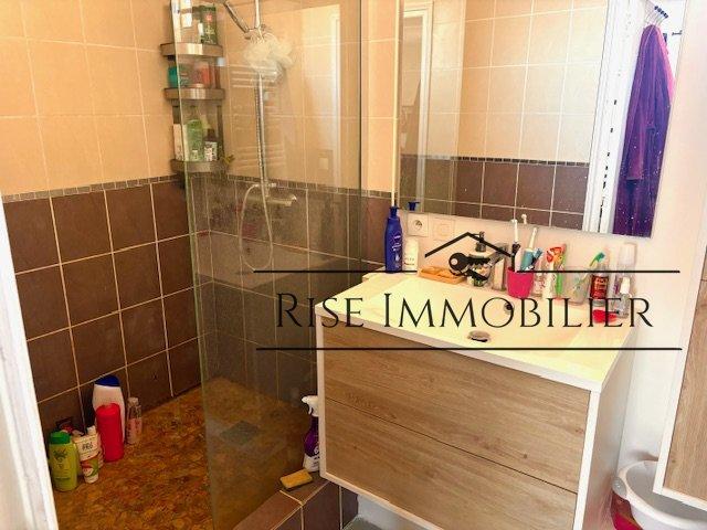 Appartement - 94 m² - 4 pièces