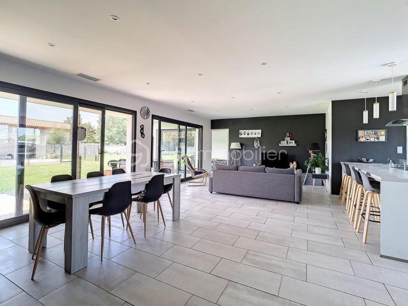 Maison - 168 m² - 6 pièces