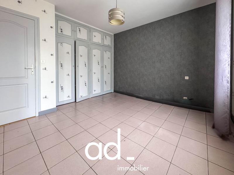 Maison - 138 m² - 5 pièces