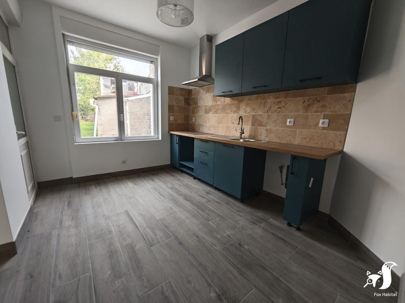 Maison - 90 m² - 5 pièces