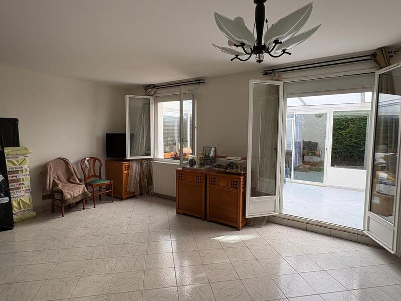 Maison - 123 m² - 6 pièces