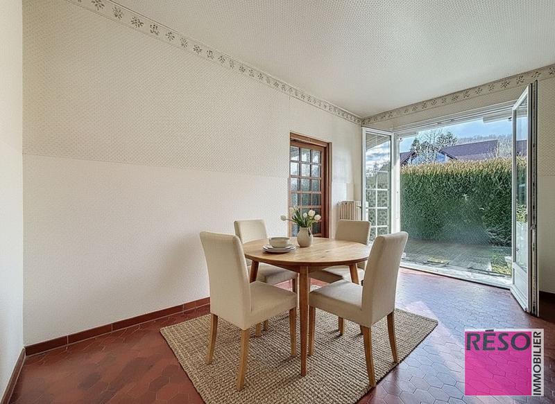 Maison - 230 m² - 7 pièces