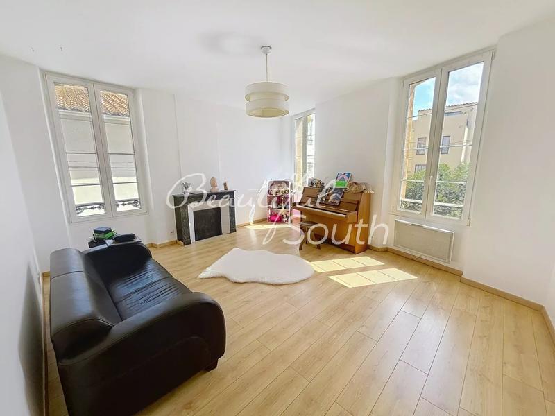 Maison de village - 296 m² - 6 pièces