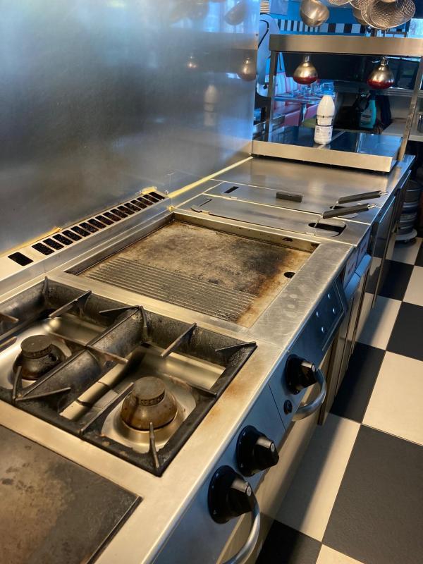 Fonds de commerce - 300 m²