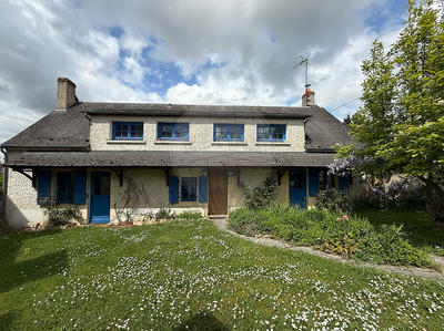 Maison - 180 m² - 8 pièces