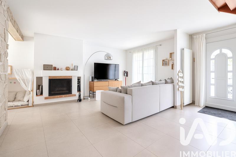 Maison - 143 m² - 7 pièces