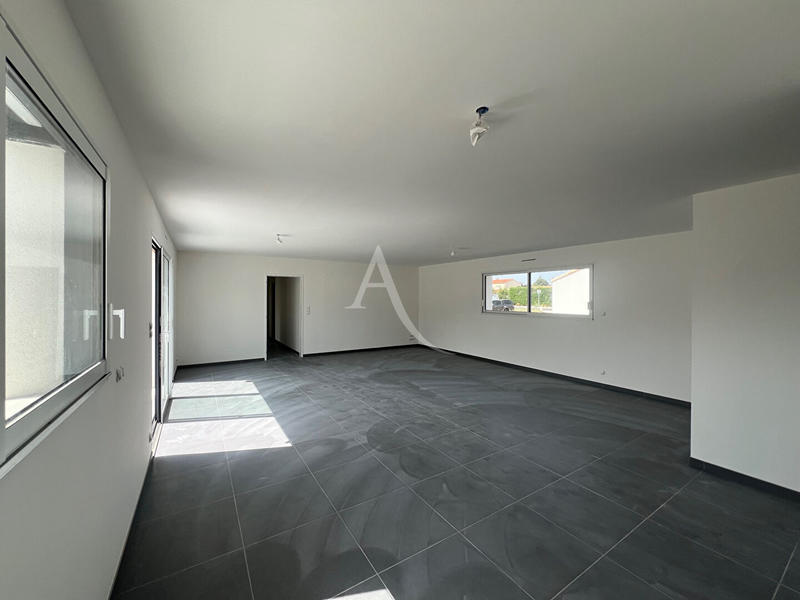 Maison - 112 m² - 4 pièces