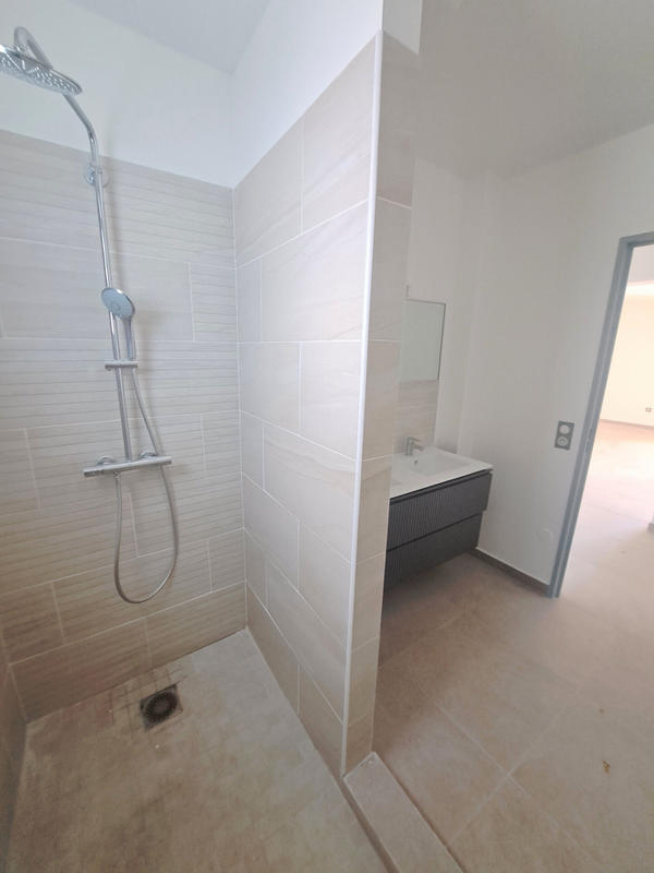 Appartement - 79 m² - 3 pièces