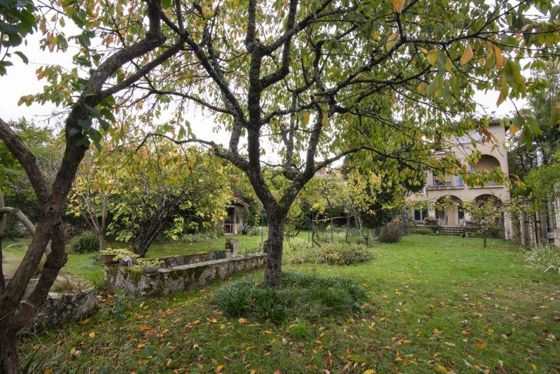 Maison de ville - 215 m² - 7 pièces