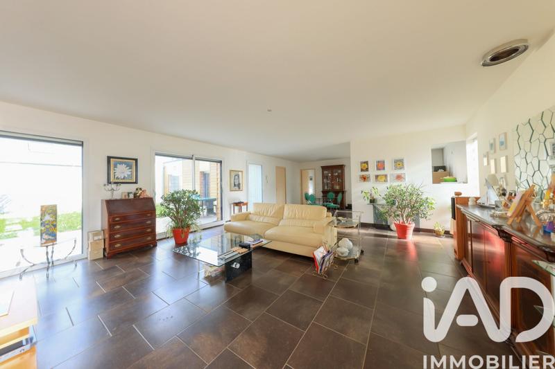 Maison - 121 m² - 5 pièces