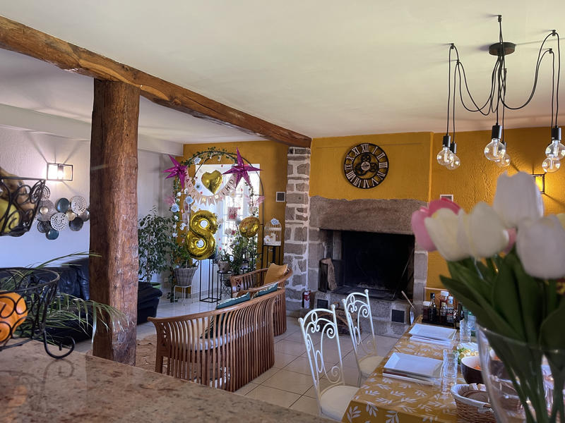 Maison - 228 m² - 7 pièces