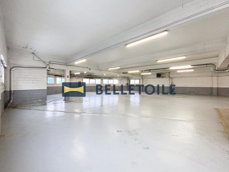 Local commercial - 2 239 m²