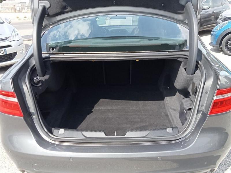 Jaguar Xe 2.0d 240ch R-Sport Auto Awd