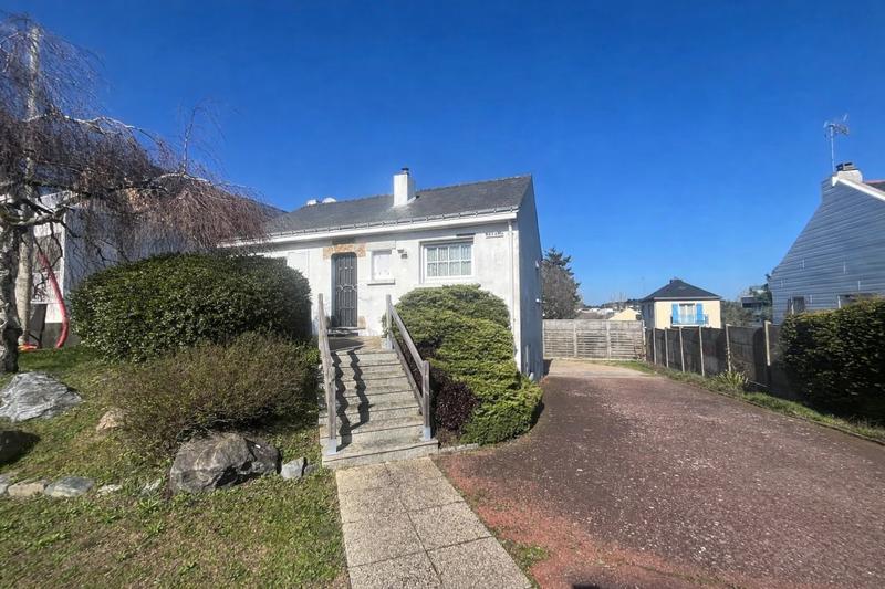 Maison - 96 m² - 3 pièces