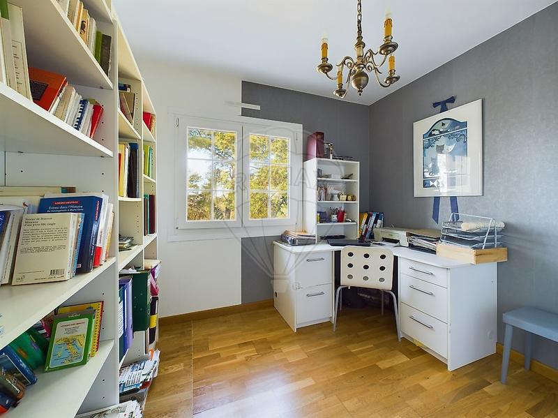 Maison - 150 m² - 8 pièces