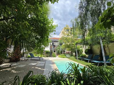 Maison - 189 m² - 6 pièces