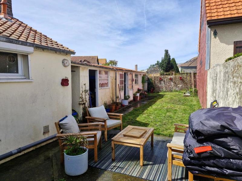 Maison - 97 m² - 5 pièces