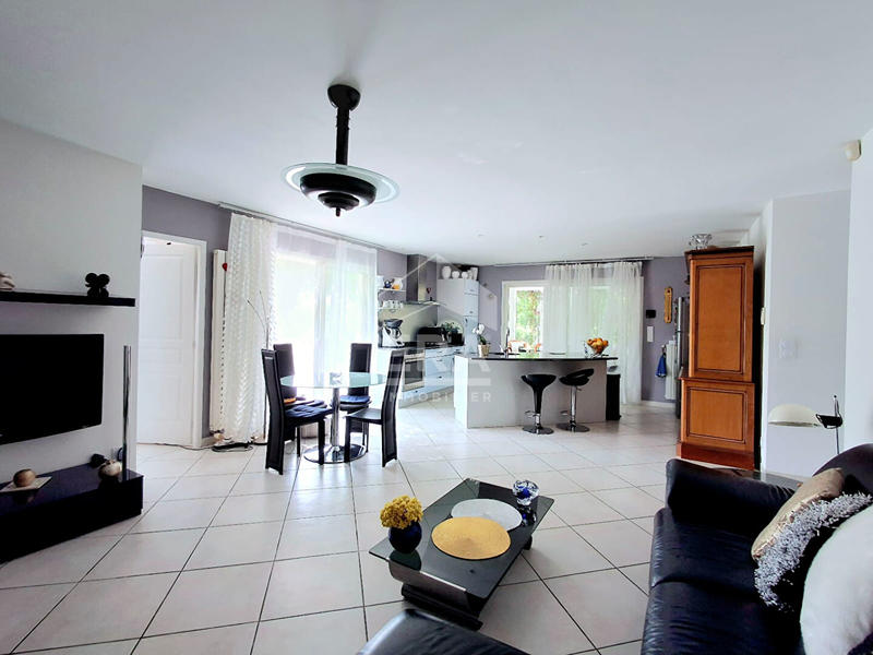 Maison - 91 m² - 4 pièces