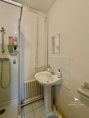 Studio - 28 m² - 1 pièce