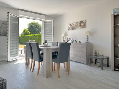 Maison - 102 m² - 5 pièces