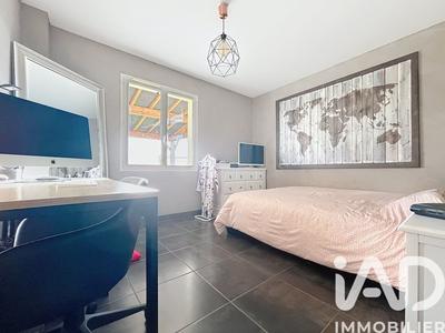 Maison - 168 m² - 6 pièces