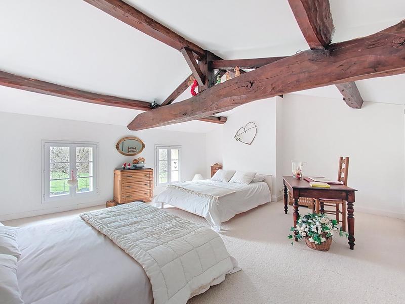 Maison - 183 m² - 5 pièces