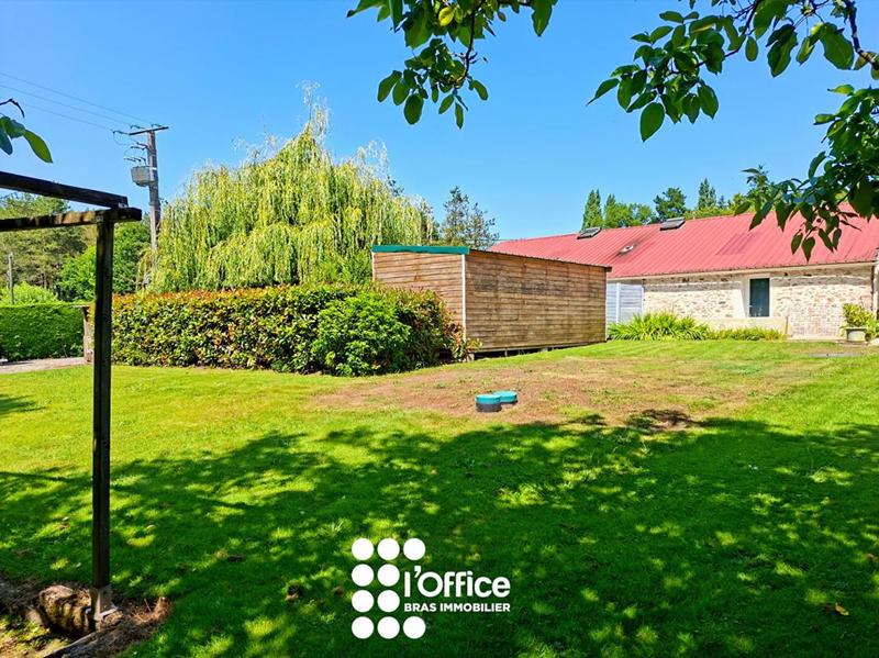 Maison - 299 m² - 11 pièces