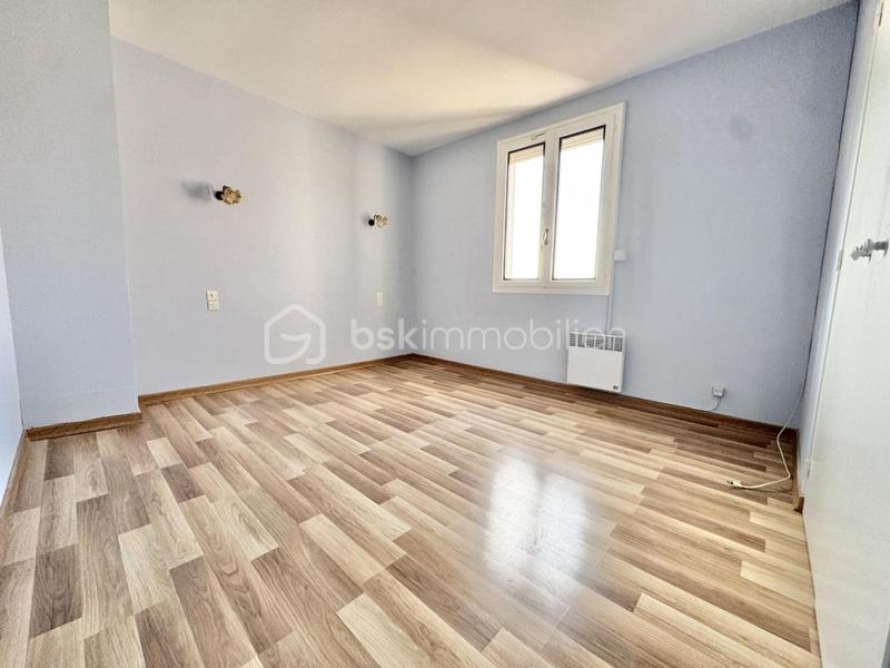 Maison traditionnelle - 90 m² - 5 pièces