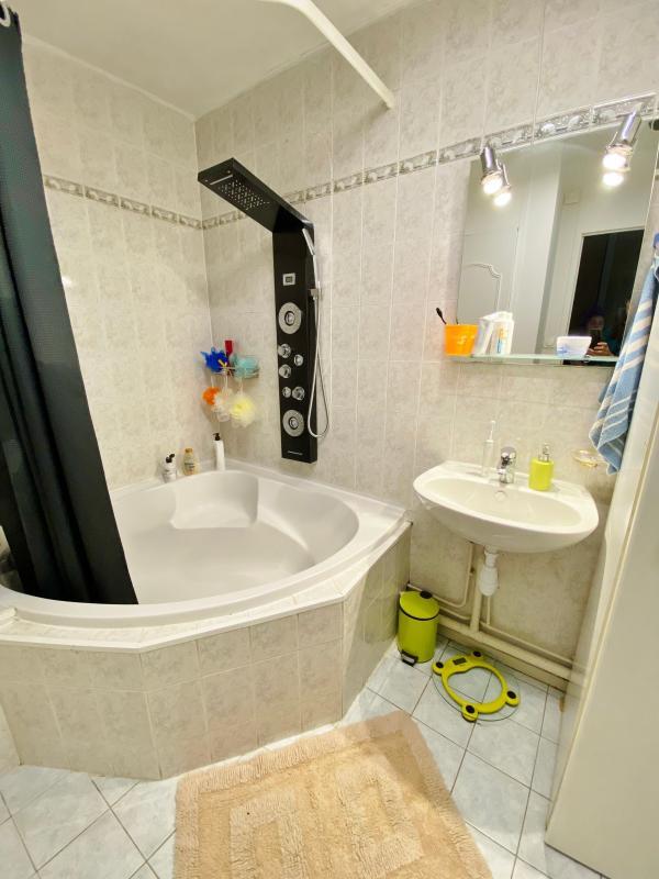 Appartement - 85 m² - 4 pièces