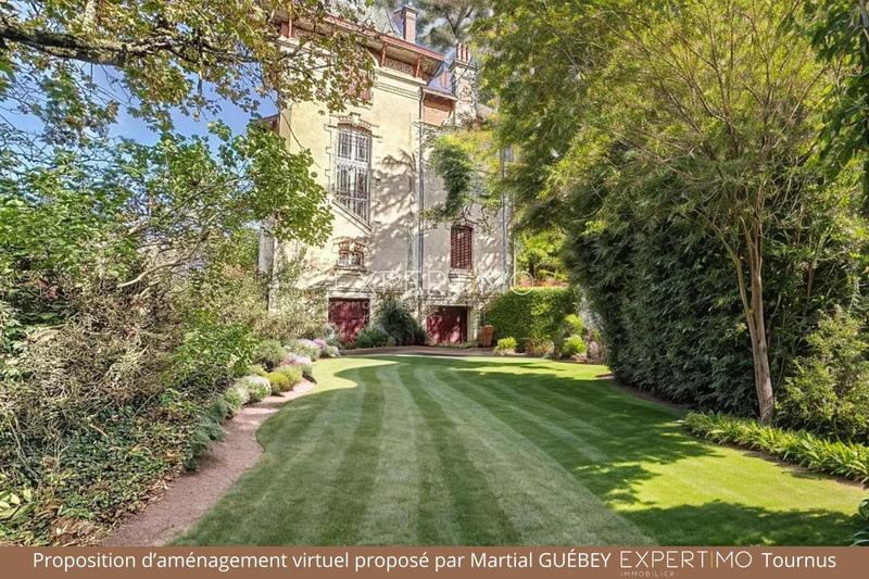 Château - 331 m² - 10 pièces