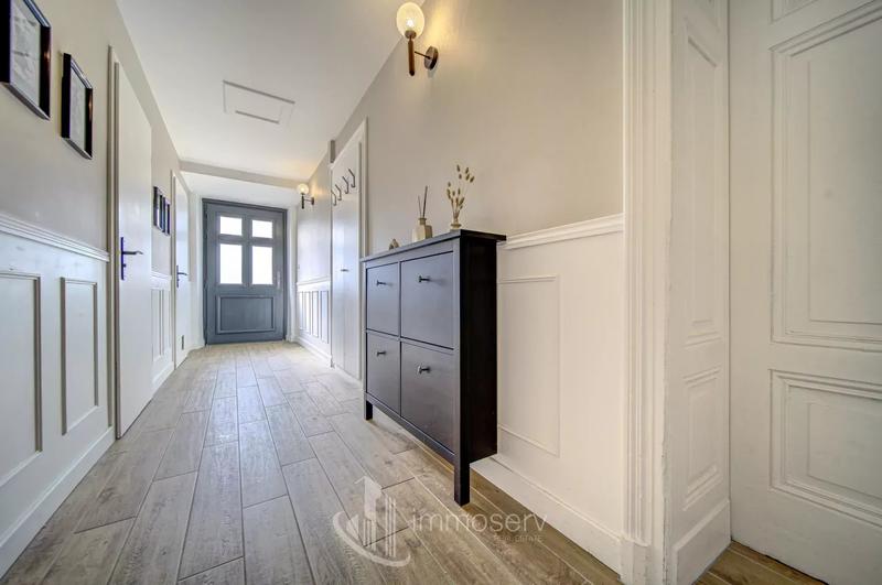 Appartement - 126 m² - 5 pièces