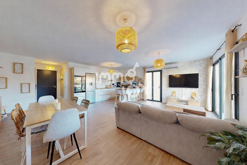 Maison - 83 m² - 4 pièces