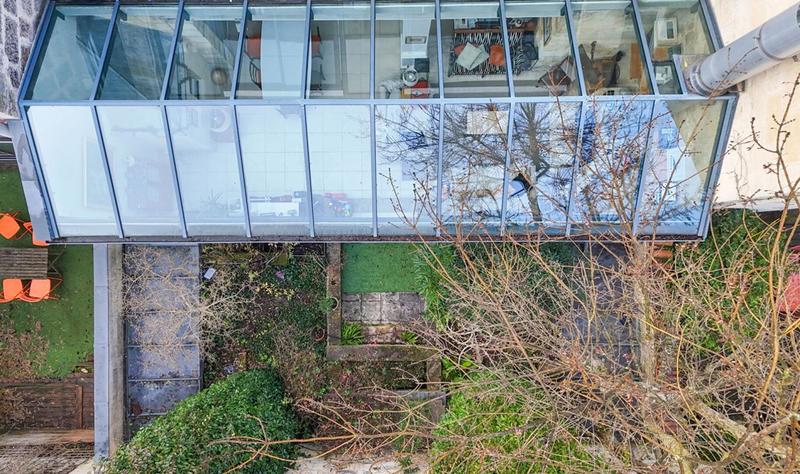 Maison - 213 m² - 6 pièces