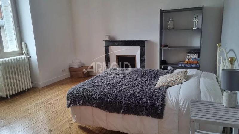 Maison - 189 m² - 9 pièces