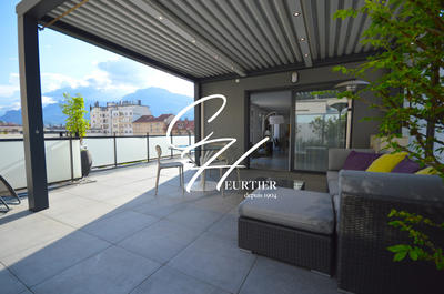 Appartement - 105 m² - 4 pièces