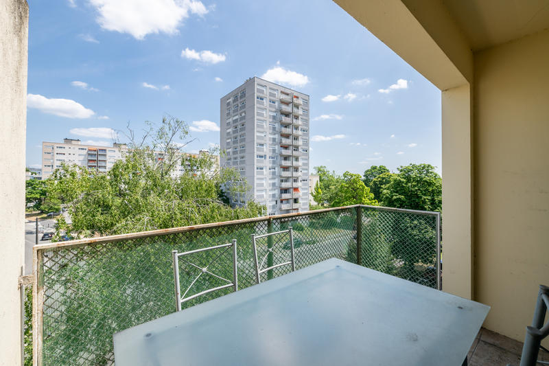 Appartement - 106 m² - 5 pièces