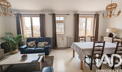 Maison - 85 m² - 5 pièces