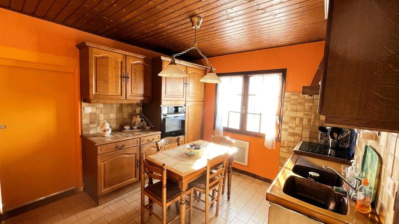 Maison - 82 m² - 6 pièces