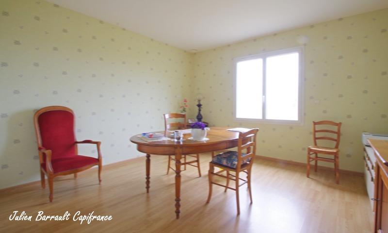 Maison - 210 m² - 6 pièces