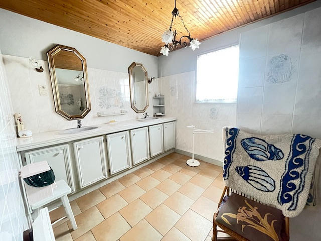 Maison - 127 m² - 5 pièces