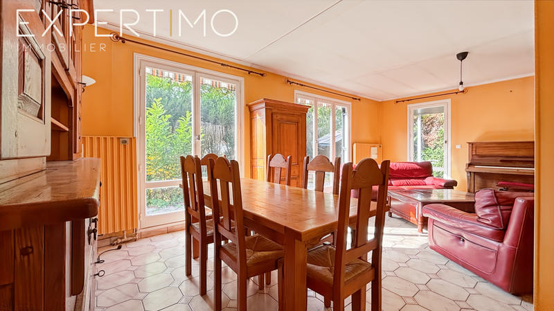 Maison - 131 m² - 8 pièces