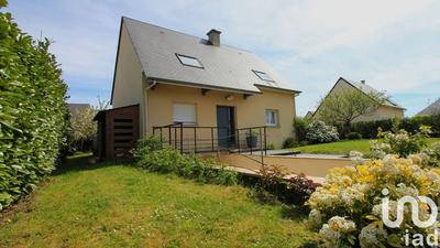 Maison - 137 m² - 5 pièces
