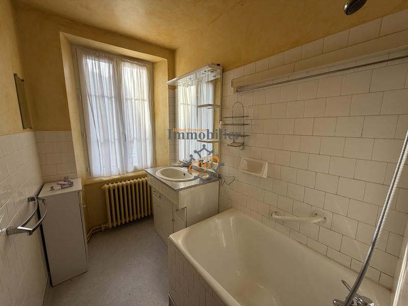 Maison - 190 m² - 6 pièces