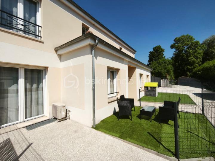 Maison de ville - 92 m² - 4 pièces