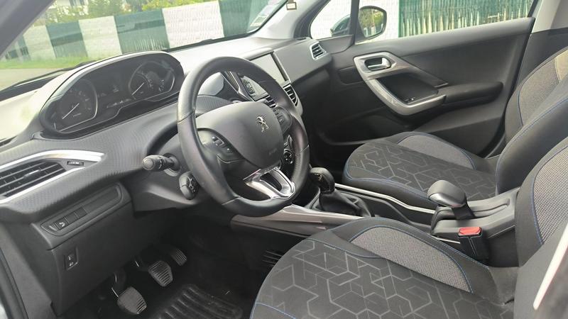 Peugeot 2008 1.2 Puretech 82 Style