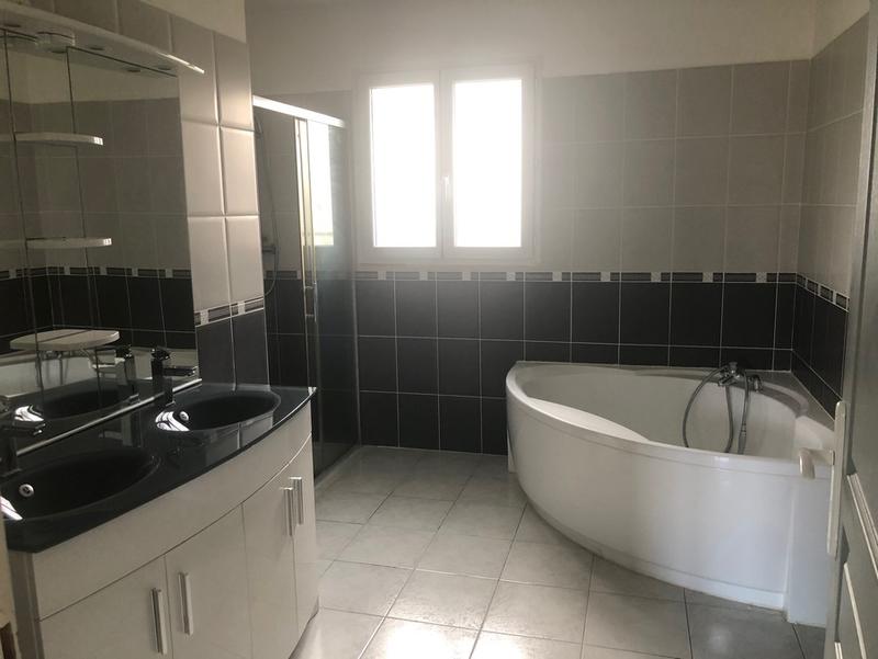 Maison - 117 m² - 4 pièces