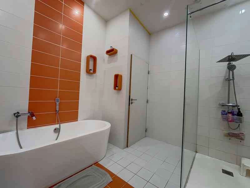 Maison - 179 m² - 6 pièces